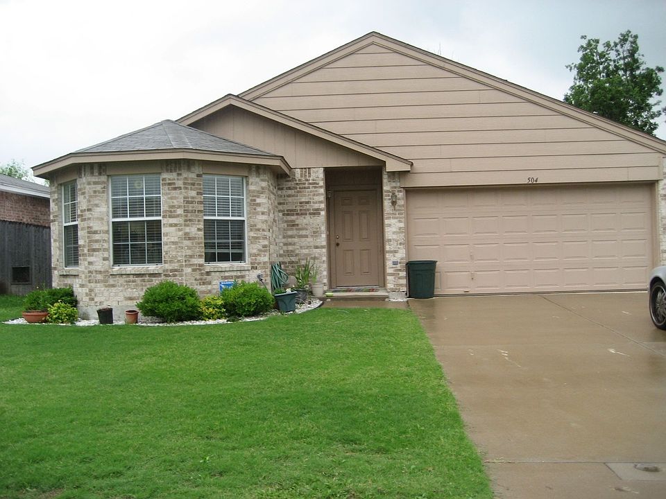 1st image of 504 Hollyberry Dr