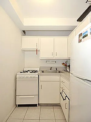 Rented by Cooper & Cooper Real Estate | media 5