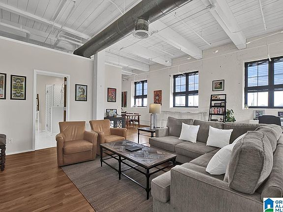 5th image of 2412 2nd Ave N APT 23