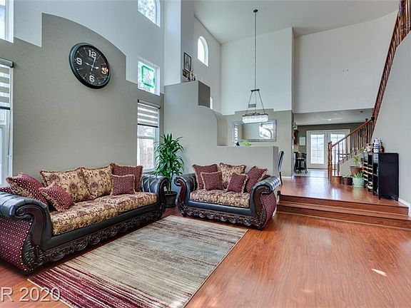 4th image of 4825 Sequoia Tree Ave