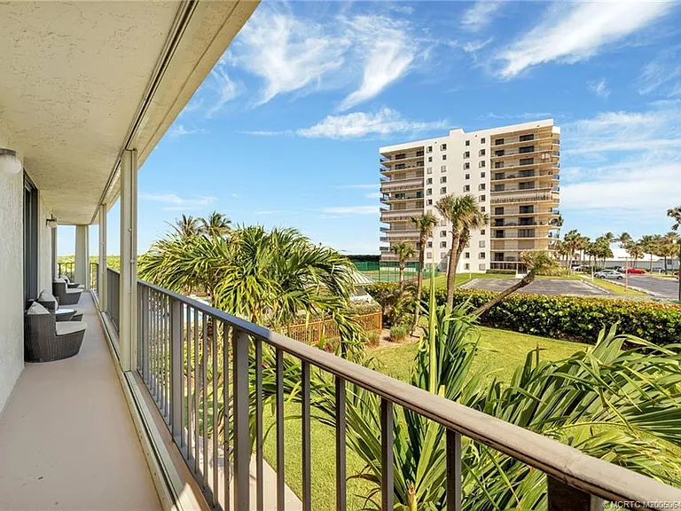 10000 S Ocean Dr #206 — Photo 32