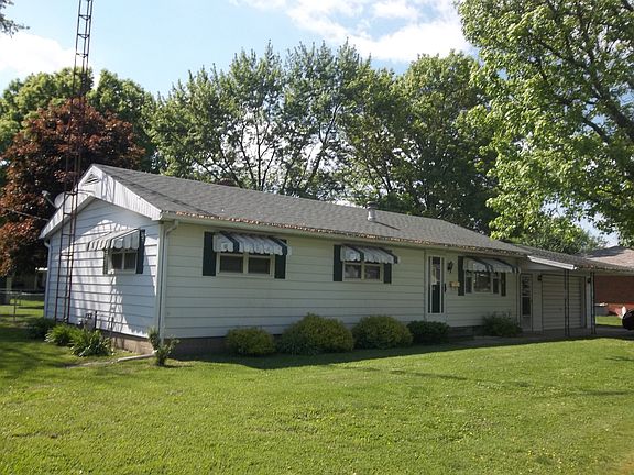 3rd image of 502 Harrington St