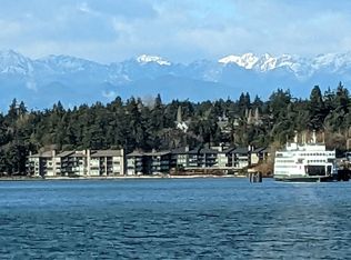 428 Harborview Dr SE UNIT 117, Bainbridge Island, WA 98110