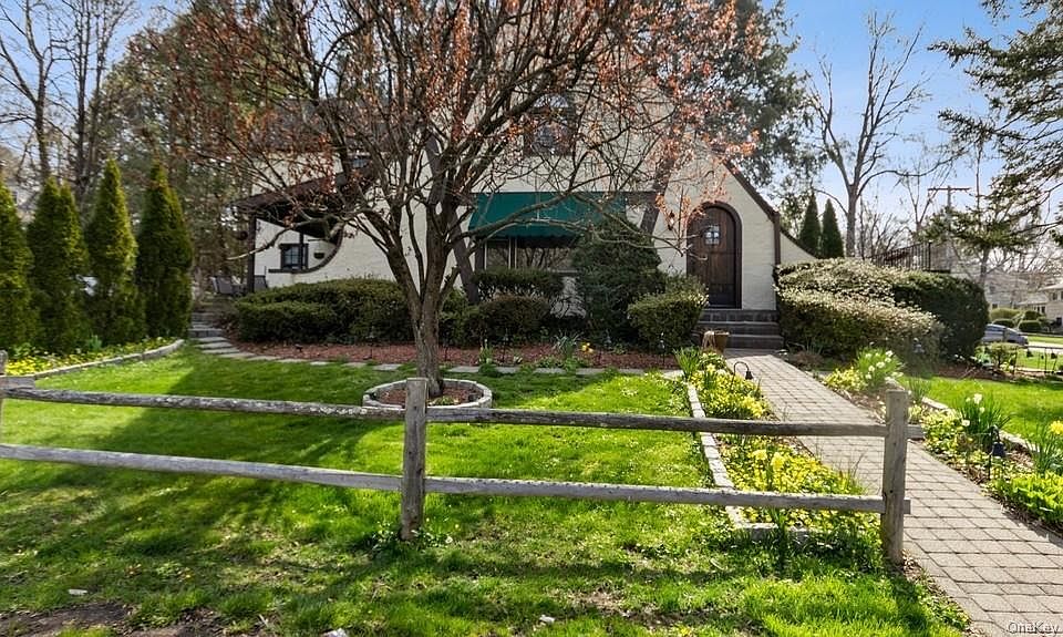 17 Ash Road, Briarcliff Manor, NY 10510 Zillow