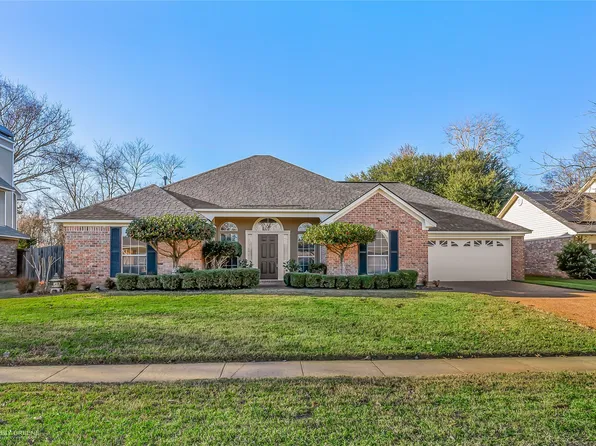 1221 Whitehall Dr, Bossier City, LA 71112