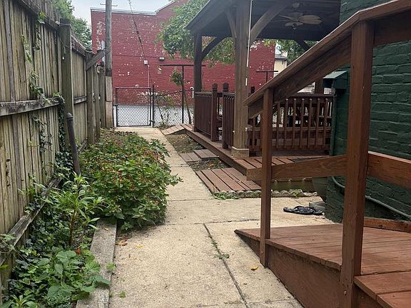 5th image of 128 E James St