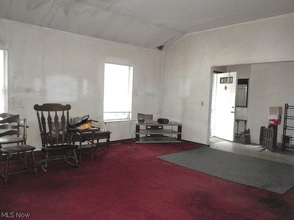 3rd image of 8454 Glenbrook Dr
