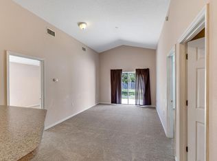 19 Wood Ash Ln, Palm Coast, FL 32164