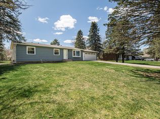 398 32nd St NE, Rochester, MN 55906