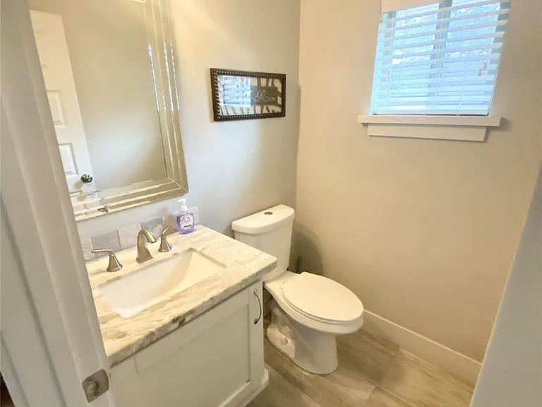 5250 Birdwood Rd — Photo 22