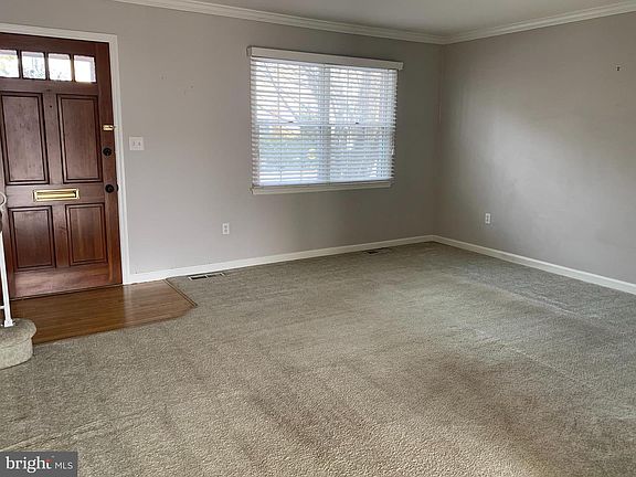 2nd image of 717 Cumberland Ave