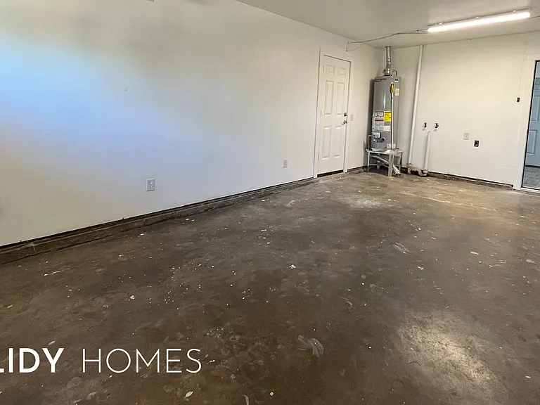 2813 SW 62nd St — Photo 34