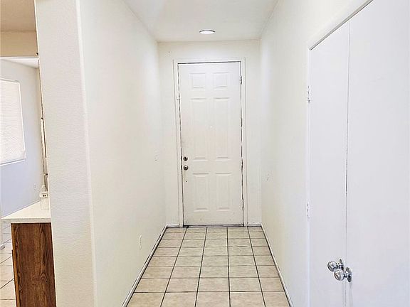 3rd image of 1833 Verde Mirada Dr