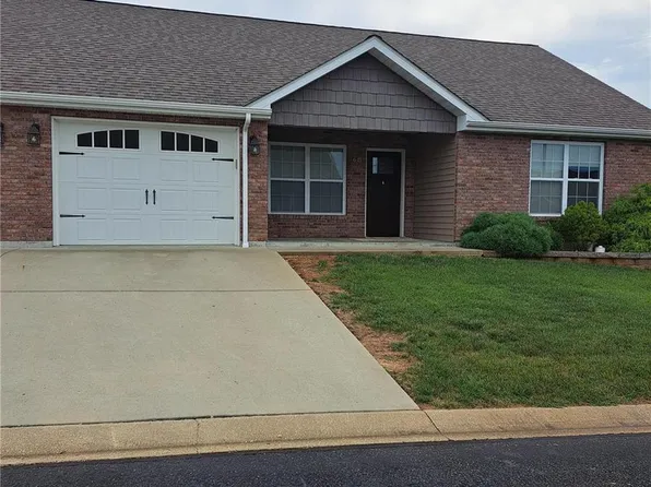 60 Pecan Tree Ln, Farmington, MO 63640