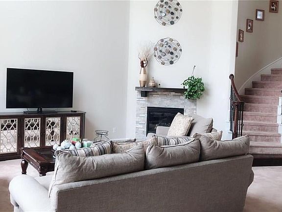 2nd image of 2416 Shenfield Dr