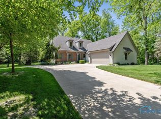 4832 Rhone Dr, Maumee, OH 43537