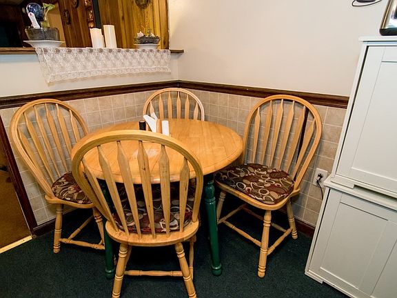 5th image of 501 Walnut St