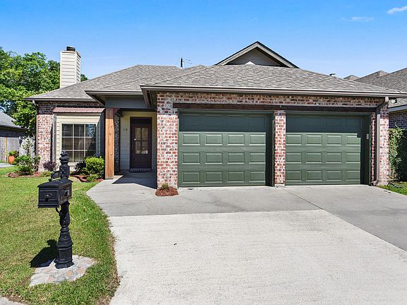 2nd image of 118 Imperial Palm Ln