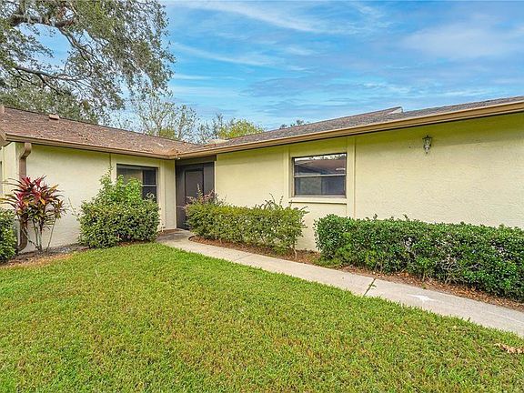 3rd image of 4711 Oak Hill Dr #5