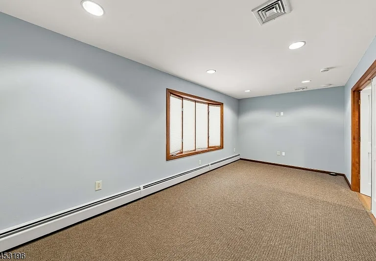 32 Commerce Dr #2 — Photo 11
