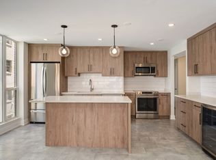 227 E Walton, Chicago, IL 60611