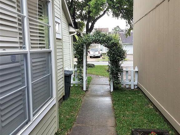 4th image of 14711 Briton Cove Dr