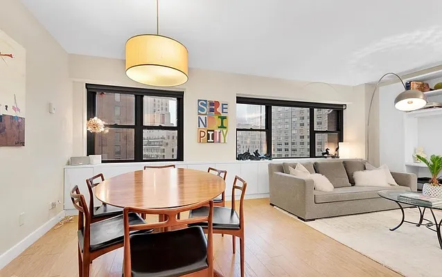 Rented by SR8 REALTY LLC | media 3