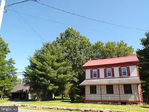 2nd image of 710 King St