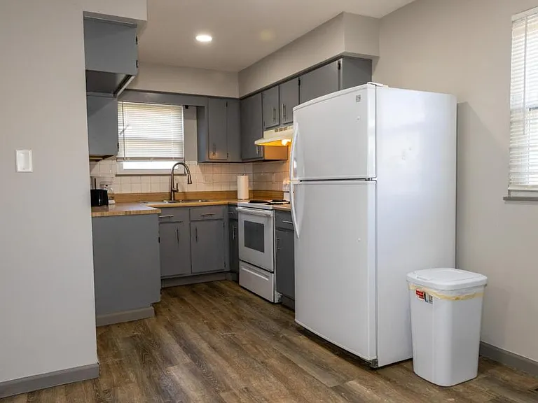 1450 Villa Ct #A — Photo 8