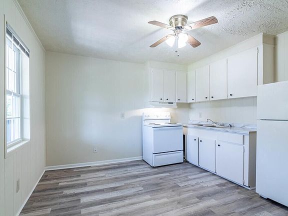 5th image of 7030 Mynah Bird Ln
