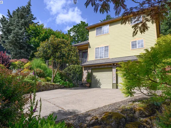 18370 Cornell Pl, Gladstone, OR 97027