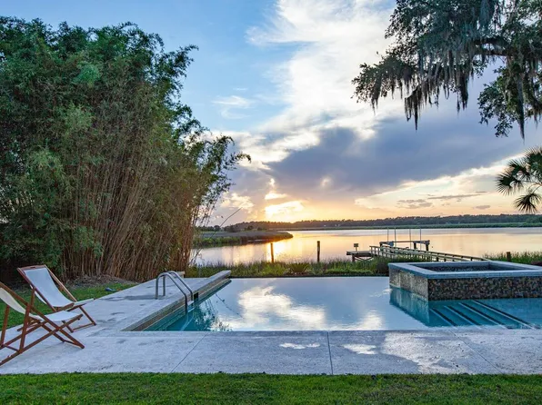 4858 Lambs Rd, North Charleston, SC 29418