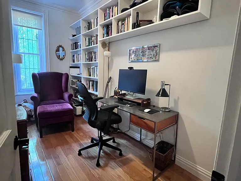 579 Bergen St #1 — Photo 14