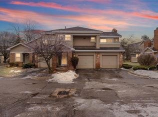 6610 Fieldstone Ct, West Bloomfield, MI 48322