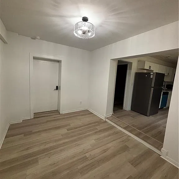 1656 Thornton Pl SW — Photo 2