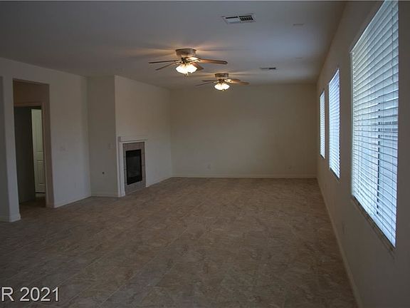 5th image of 9682 Quarterhorse Ln