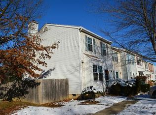 2876 Lester Lee Ct, Falls Church, VA 22042