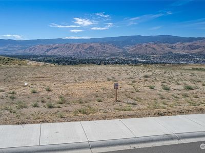 802 NE Tyler Place, East Wenatchee, WA, 98802