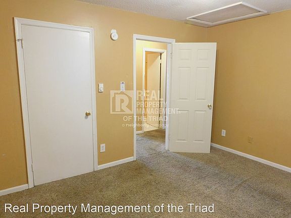 4th image of 1506 Autumn Dr APT D