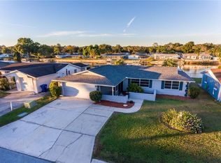 3845 Star Island Dr, Holiday, FL 34691