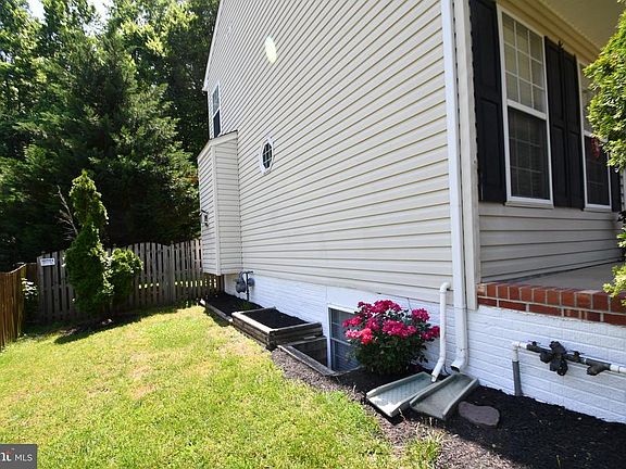 5th image of 15 Live Oak Ln