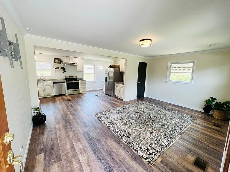 3619 Orchard St — Photo 11