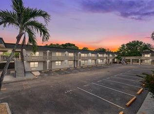 Edge Apartments, Hollywood, FL 33023