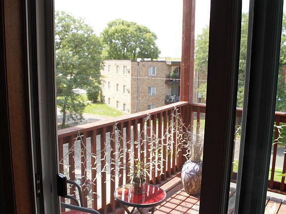 4th image of 1461 73rd Ave NE #201