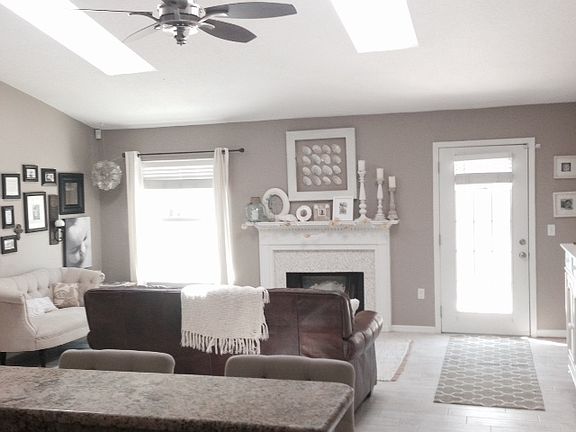 4th image of 133 Crosscove Cir