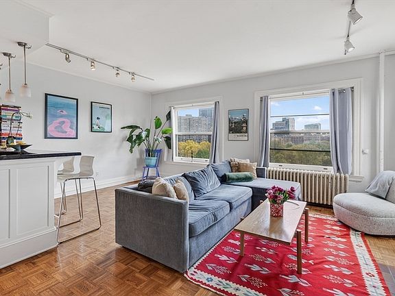 2nd image of 48 Beacon St APT 9F