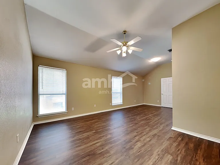 8820 Sunset Trace Dr — Photo 10