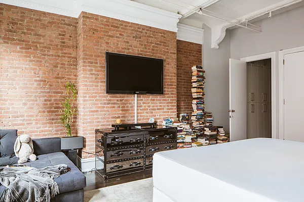 Rented by SP Realty | media 9