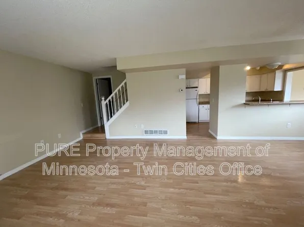 15825 Granada Ave, Apple Valley, MN 55124