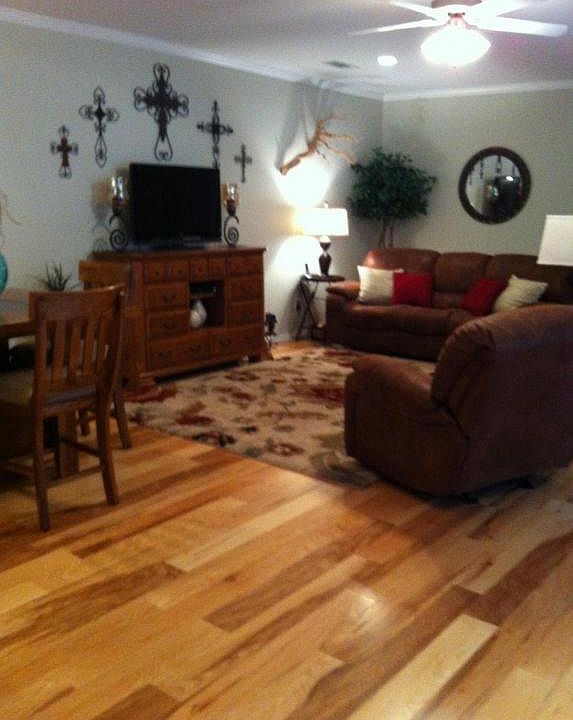 2nd image of 5807 Ventura Dr